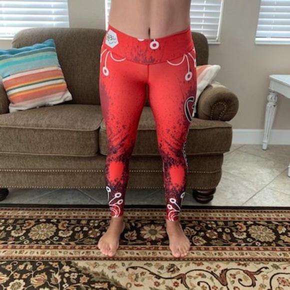 Colombian Athletic Yoga Pants - Picture 4 of 5